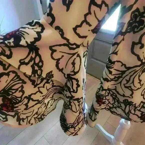 JB by Julie Brown Top - Picture 4 of 5